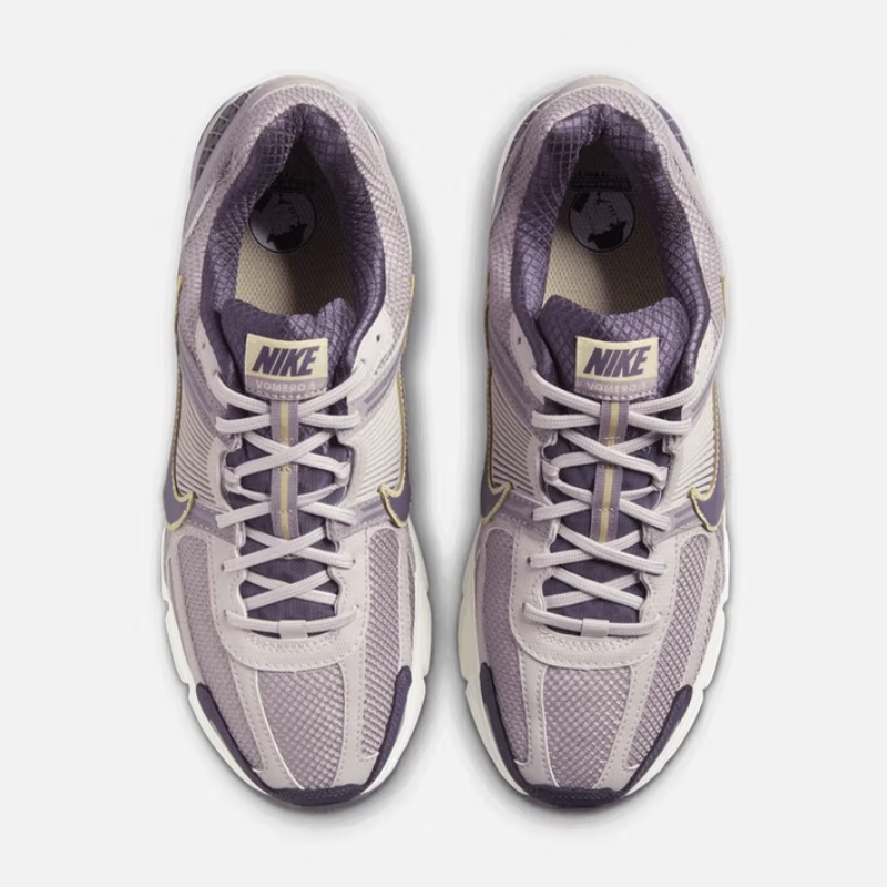 Nike's New Lightweight, Cushio - Men Shoes Must Have ulasan dan harga